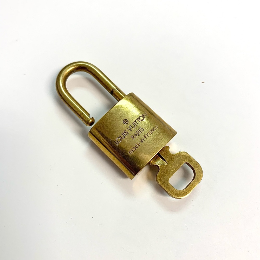 Vintage Louis Vuitton LV Lock and Key 310